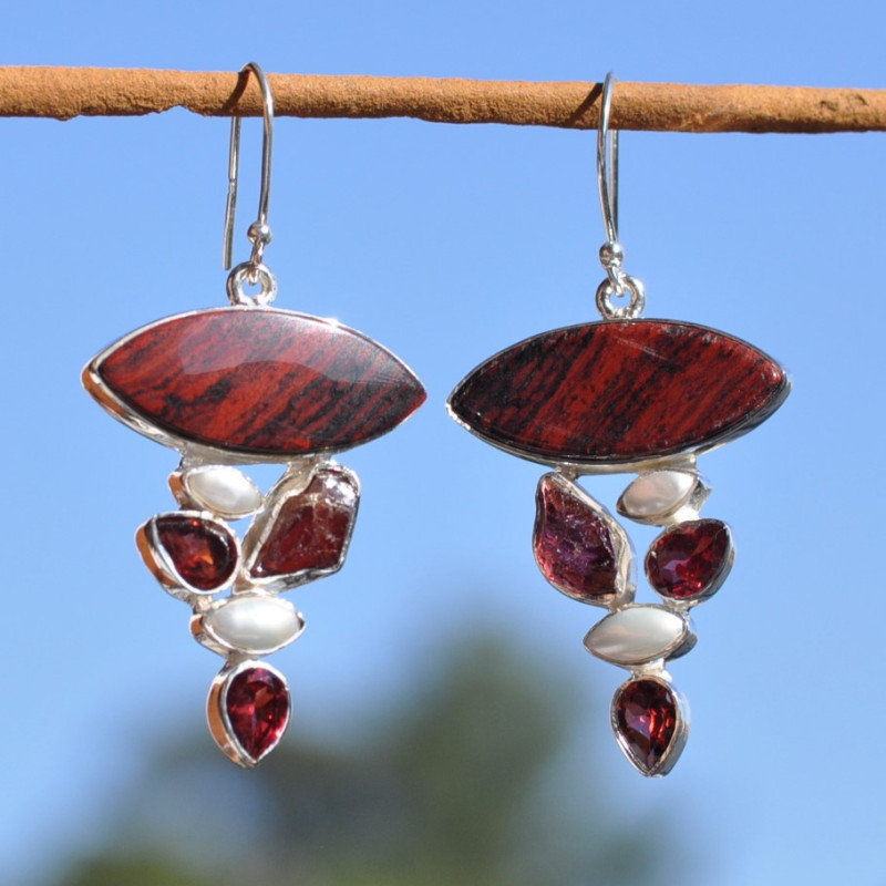 Grandes boucles argent avec 6 pierres en JASPE Grenat et Perle de culture (rouge) (blanc) Grandes boucles argent avec 6 pierres en JASPE Grenat et Perle de culture (rouge) (blanc)