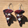 Grandes boucles argent avec 6 pierres en JASPE Grenat et Perle de culture (rouge) (blanc) Grandes boucles argent avec 6 pierres en JASPE Grenat et Perle de culture (rouge) (blanc)