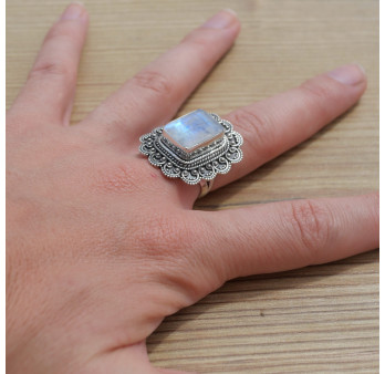 Bague fleur pierre rectangulaire Pierre de lune facettée et argent (blanc) T55
