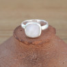 NEW ! Petite bague carrée Pierre de lune facettée et argent (blanc)