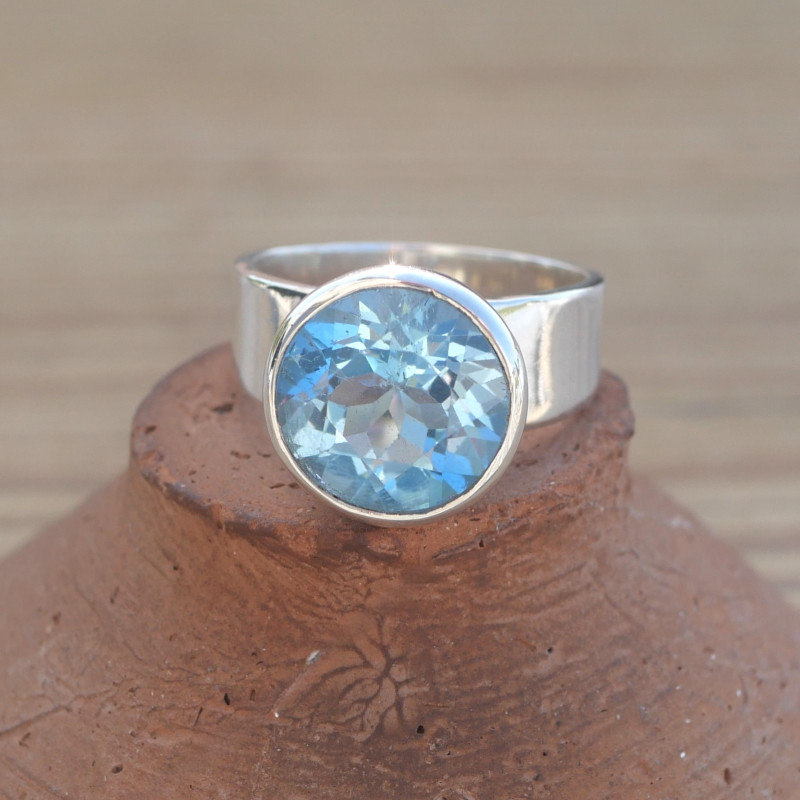 Bague haute argent et pierre ronde Topaze bleue (bleu) T59