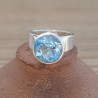 NEW ! Bague haute argent et pierre ronde Topaze bleue (bleu)