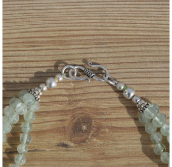 NEW ! Collier 3 rangs pierres Prehnite et perles d'argent (vert)