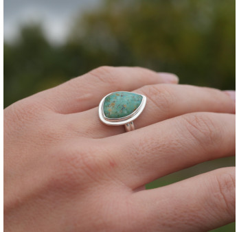 Petite bague en argent et Opaline du Pérou (bleu) (vert) T52