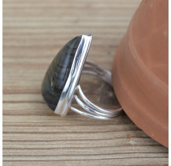 Bague triangulaire argent et pierre Labradorite dorée (orange) T63