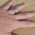 Bague trianglulaire argent ciselé et pierre Rubis sur Zoisite (rose) (vert) T55