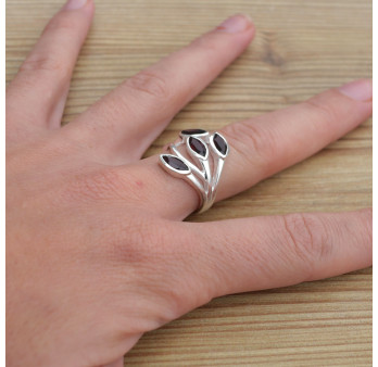 Bague 4 pierres feuilles en Grenat facettées et argent T51