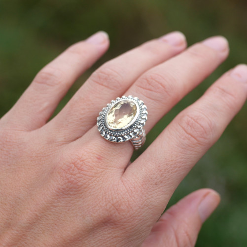 Bague ciselée argent et pierre Citrine (jaune) T60