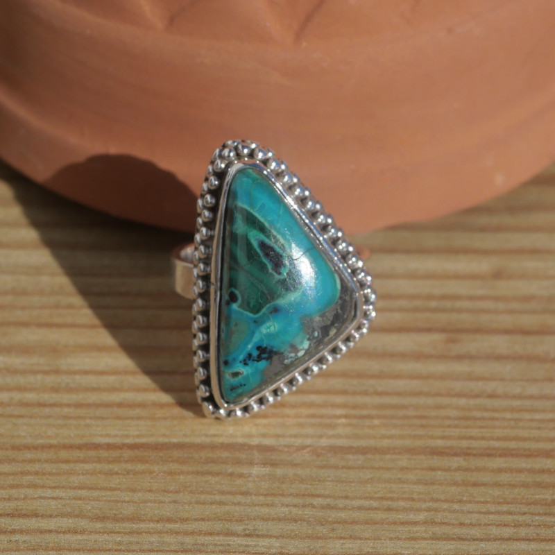 Bague triangulaire en argent ciselé et pierre Azurite Malachite (vert) (bleu) T55