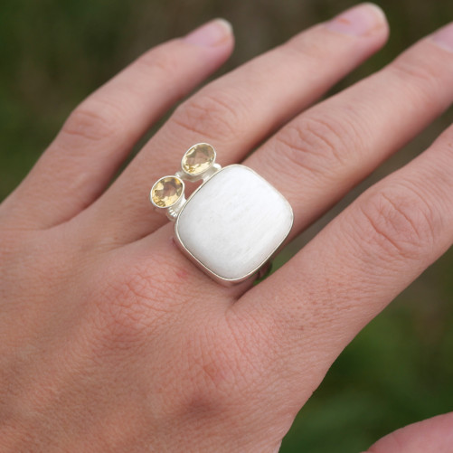 Bague multipierres argent et Onyx blanc carré et Citrine (blanc) (jaune) T60