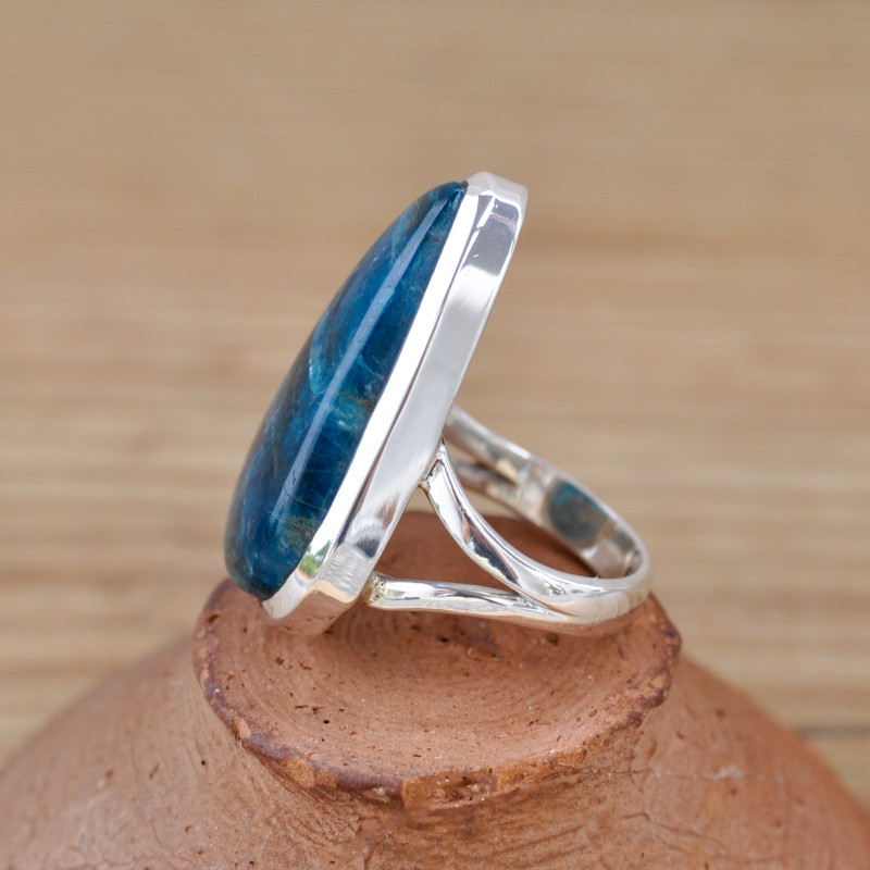 Magnifique Bague En Argent Sertie D'Apatite - Pierre Fine Bleue, Création Artisanale