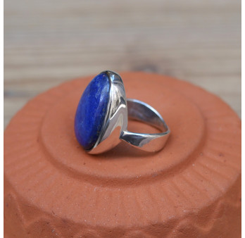 Bague argent lisse et pierre poire en Lapis lazuli T56