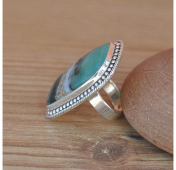 Bague en argent ciselé et pierre Opaline (bleu) T51