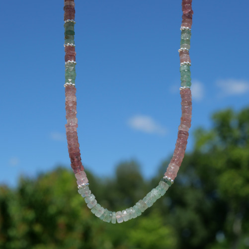 Collier tranches pierres Quartz strawberry rose et vert anneaux argent