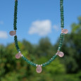Collier pierres facettées en Quartz strawberry vert et gouttes Quartz strawberry rose