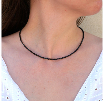 Collier pierres naturelles facettées en Spinelle