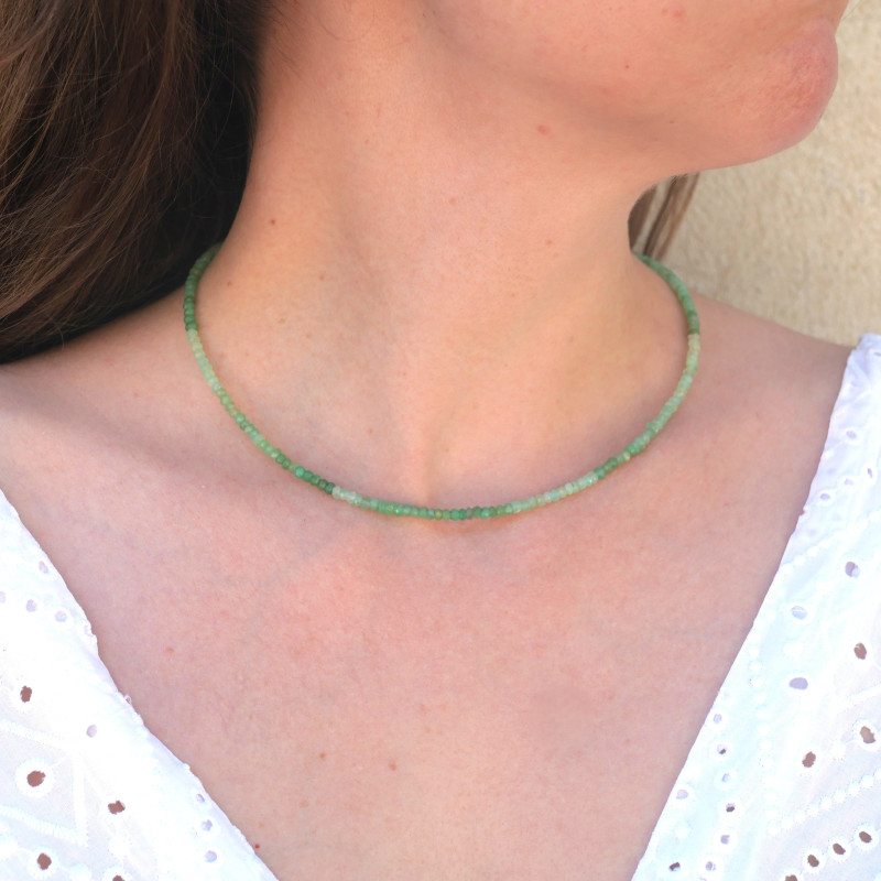 Collier pierres naturelles facettées en Chrysoprase