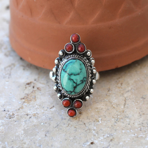 Bague allongée argent ciselé de boules, Corail et Turquoise du Tibet T56