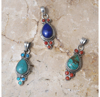 Pendentif allongé argent strié et Turquoise du Tibet