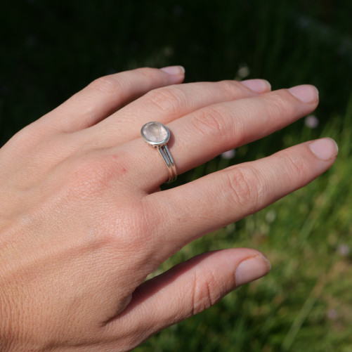 Bague fine argent ajouré et pierre Quartz rose haute T56