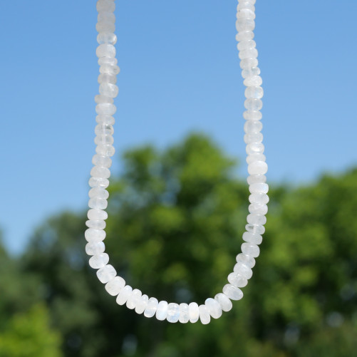 Collier pierres roues lisses en Pierre de lune