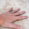 Longue bague 2 pierres Grenat gouttes et argent ciselé T52