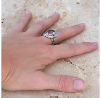 Bague en argent ciselé et pierre ovale Améthyste T56