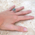 Bague fleur 11 pierres facettées multicolores T52