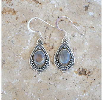 Boucles d'oreilles goutte Pierre de lune et argent ajouré