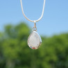 Pendentif goutte en argent lisse et pierre facettée en Pierre de lune