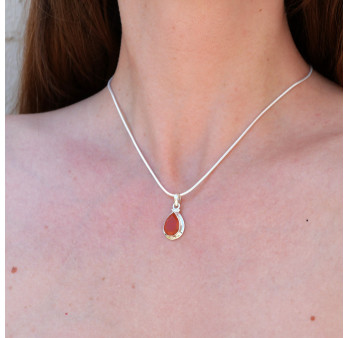 Pendentif goutte en argent lisse et pierre facettée en Cornaline
