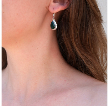 Boucles d'oreilles goutte en argent lisse et pierre facettée en Agate verte