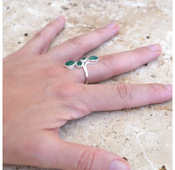 Longue bague 4 pierres gouttes facettées en Agate verte et argent T57