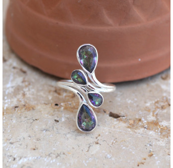 Longue bague 4 pierres gouttes facettées en Topaze mystique et argent T57