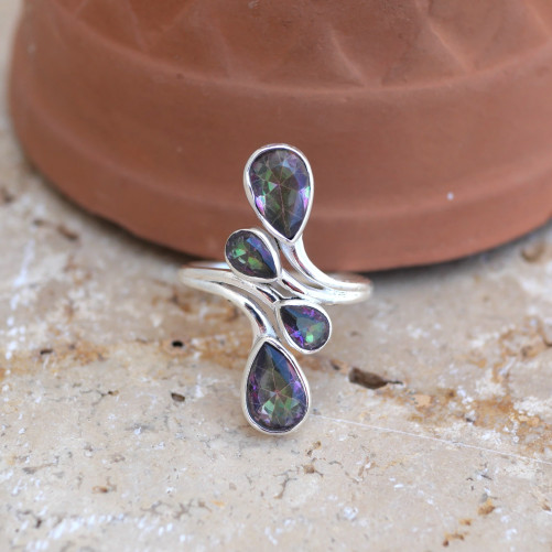 Longue bague 4 pierres gouttes facettées en Topaze mystique et argent T57