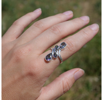 Longue bague 4 pierres gouttes facettées en Topaze mystique et argent T57