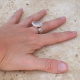 Bague horizontale argent et pierre ovale en Quartz rose T54