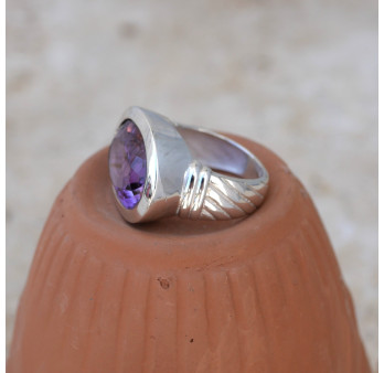Bague argent et pierre ovale horizontale en améthyste (violet) T54/56