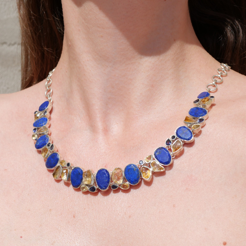 Collier plastron argent 43 pierres Lapis lazuli Citrine et Iolite