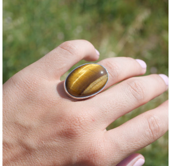 Bague ovale pierre Oeil de tigre et argent T54