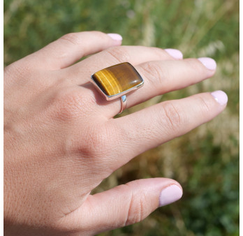 Bague rectangulaire pierre Oeil de tigre et argent T56