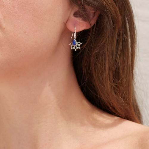 Boucles d'oreilles fines ajourées argent pierre Lapis lazuli