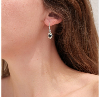 Petites boucles d'oreilles fines argent pierre Onyx noir