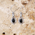 Petites boucles d'oreilles fines argent pierre Onyx noir Petites boucles d'oreilles fines argent pierre Onyx noir