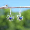 Petites boucles d'oreilles Lotus argent pierre Lapis lazuli Petites boucles d'oreilles Lotus argent pierre Lapis lazuli