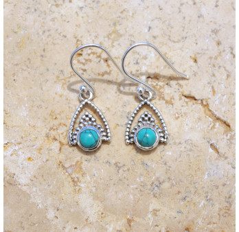 Petites boucles d'oreilles triangulaires argent ajouré et Howlite bleue