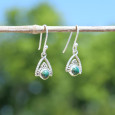 Petites boucles d'oreilles triangulaires argent ajouré et Malachite