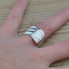Bague large et ondulée en argent 925 et Nacre blanche