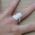 Bague chic rectangulaire en argent et Nacre (blanc) T50 Bague chic rectangulaire en argent et Nacre (blanc) T50