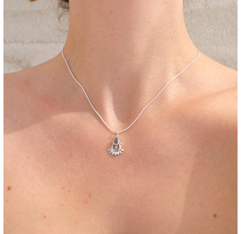 Petit pendentif bohème argent et Pierre de lune